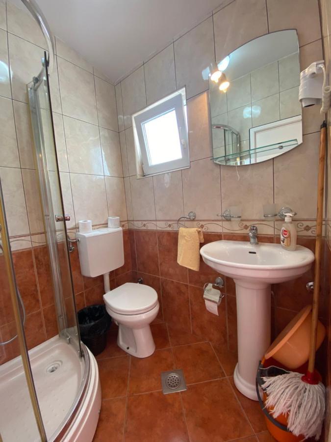 Apartmani Luksic Sutomore Eksteriør bilde